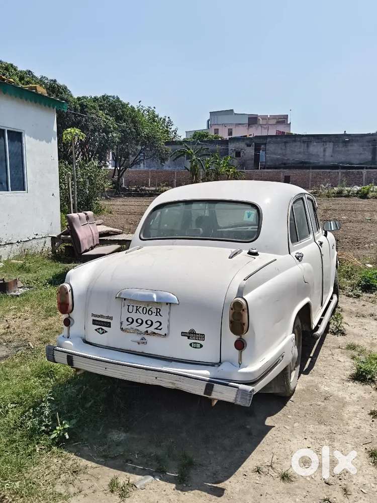 Ambassador Classic 2011 Petrol Manual