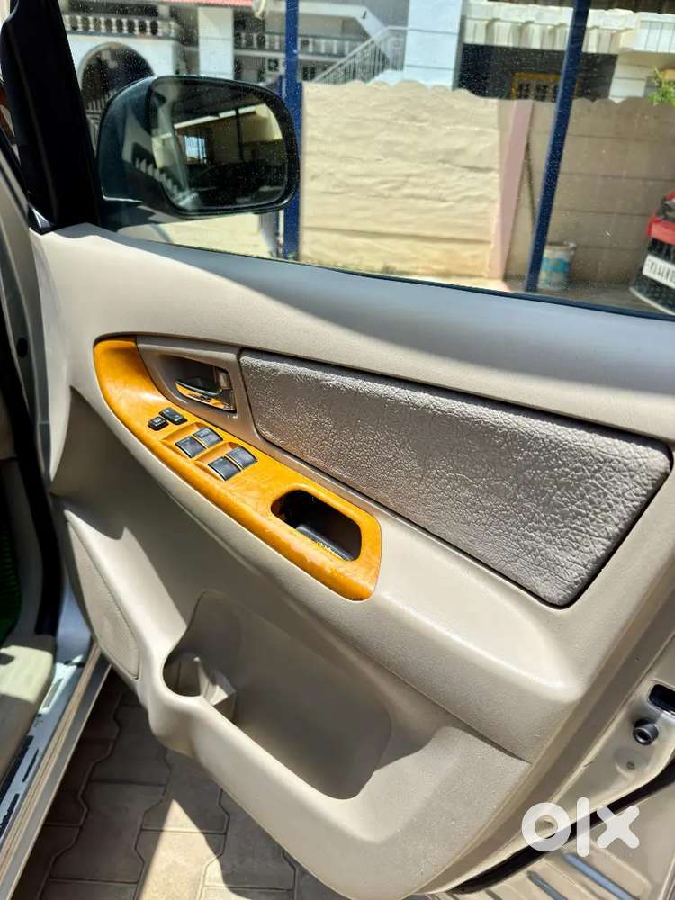 Toyota Innova 1st Owner