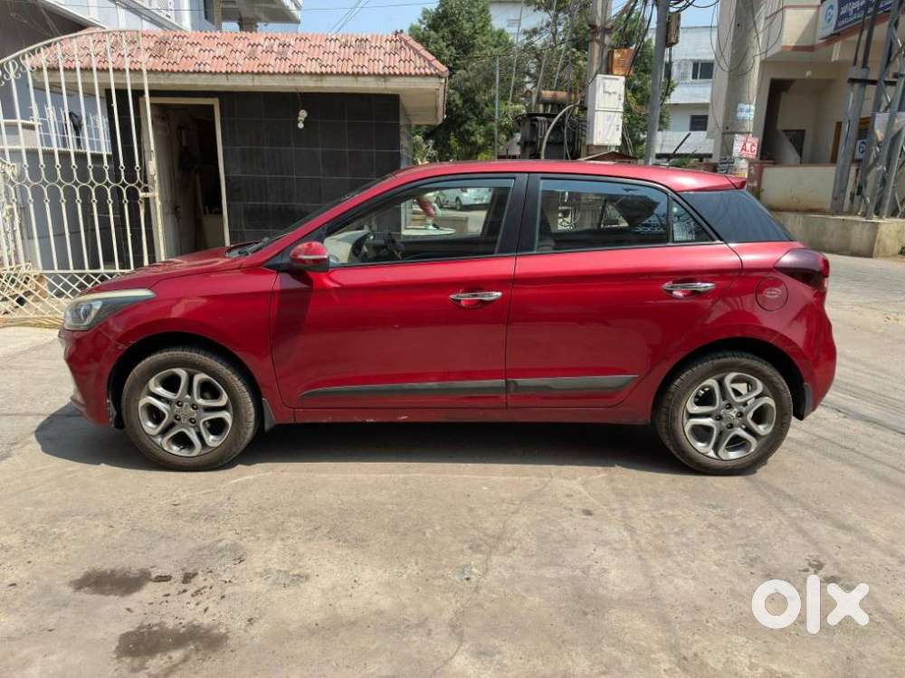Hyundai I20 Petrol Asta Option, 2018, Petrol
