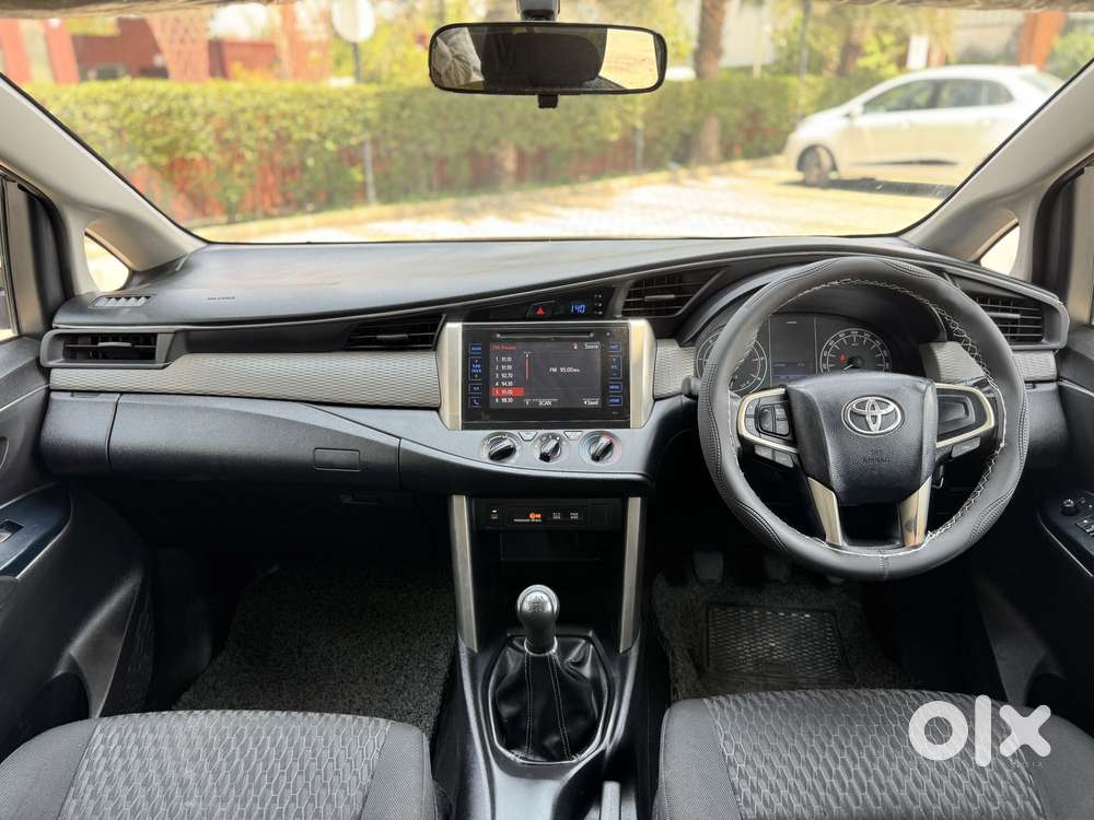 Toyota Innova Crysta 2.4 G Mt 8s, 2019, Diesel