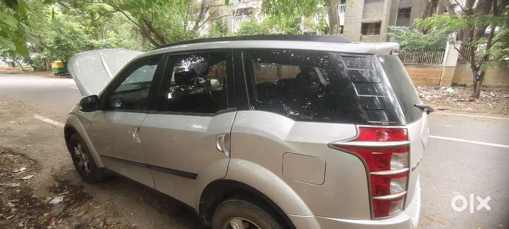 Need To Sell Immediately - Mahindra Xuv500 Diesel W8 2014 Manual