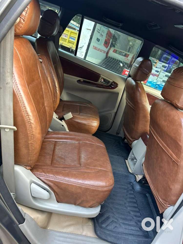 Toyota Innova 2009 Diesel Well Maintained