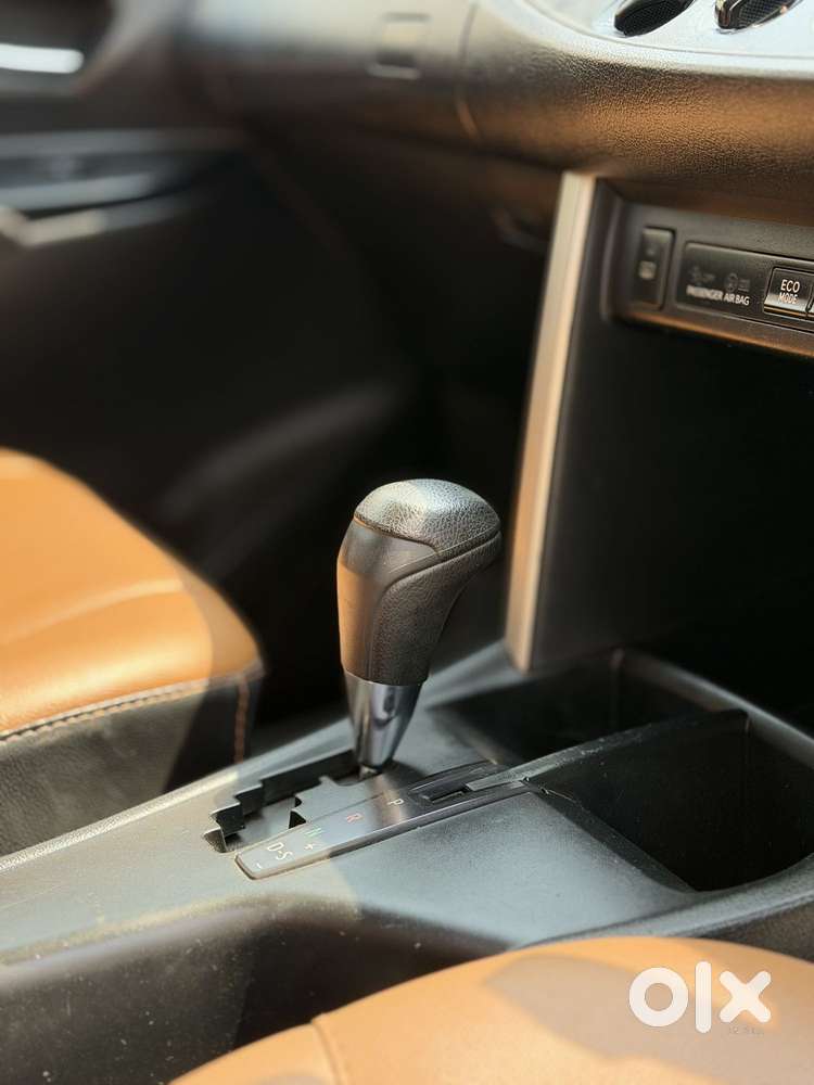 Toyota Innova Crysta 2.8 Gx At, 2016, Diesel