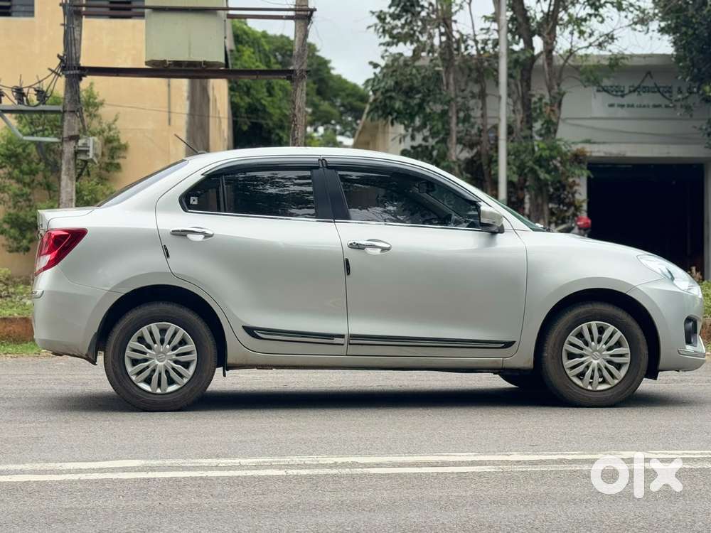 Maruti Suzuki Swift Dzire Vxi Optional, 2019, Petrol