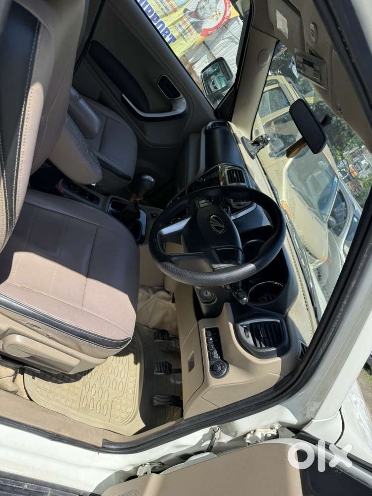 Mahindra Tuv 300 T10, 2019, Diesel