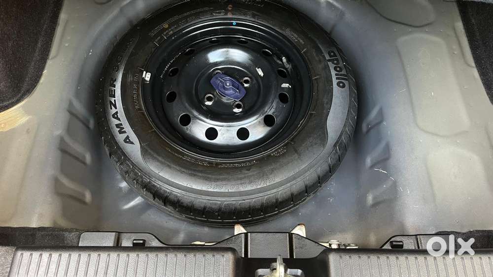 Maruti Suzuki Swift Dzire Vxi(o) At, 2021, Petrol
