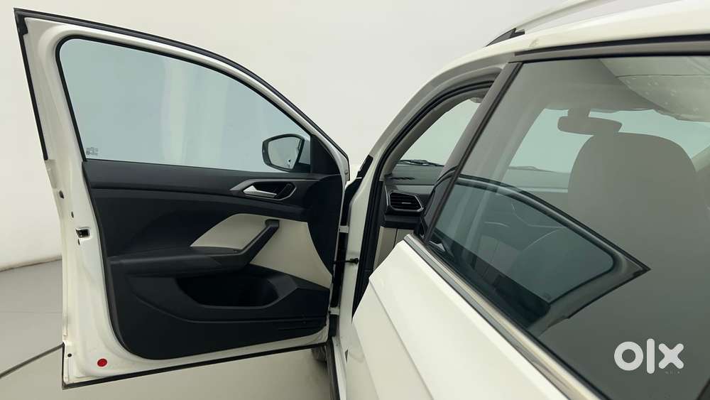 Volkswagen Taigun Topline 1.0 Tsi At (electric Seats), 2023, Petrol