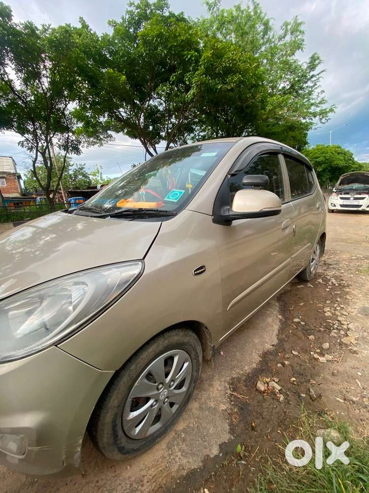 Hyundai I10 2012 Km Driven
