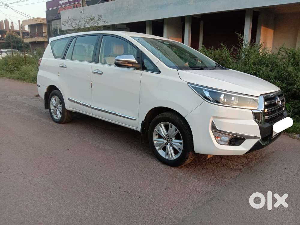 Toyota Innova Crysta 2.8 Z, 2017, Diesel