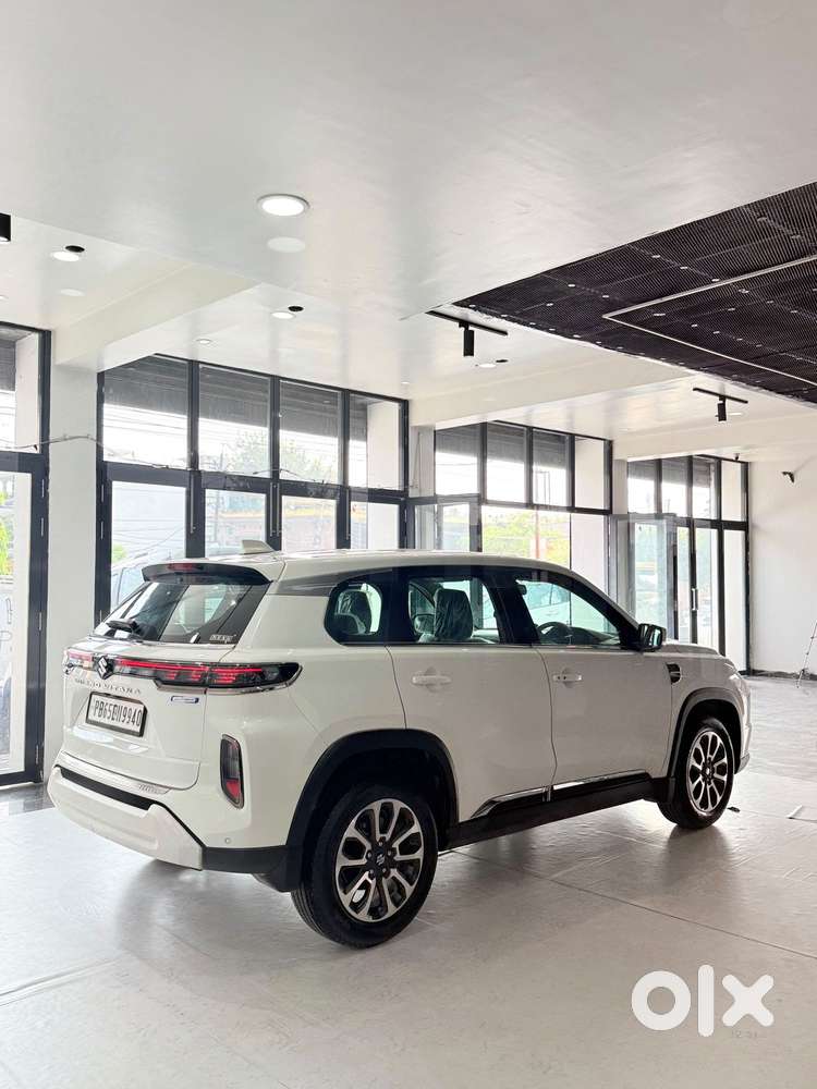 Maruti Suzuki Grand Vitara 1.5 Delta Smart Hybrid At, 2024, Petrol
