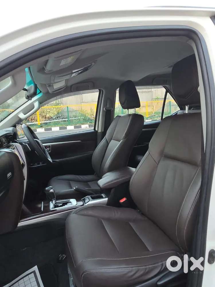 Toyota Fortuner Legender 2017