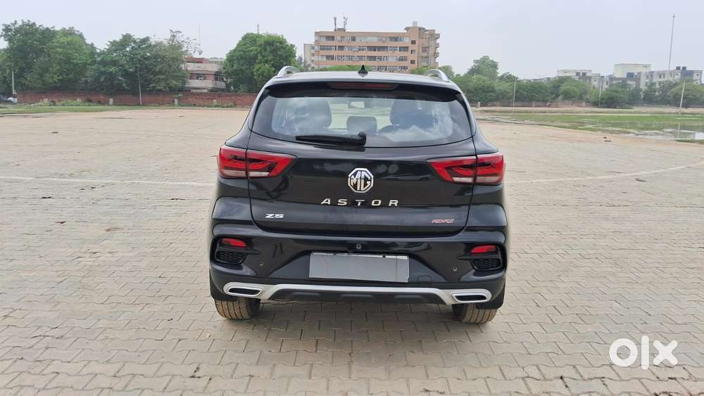 Mg Astor 1.5 Savvy Cvt S Red, 2022