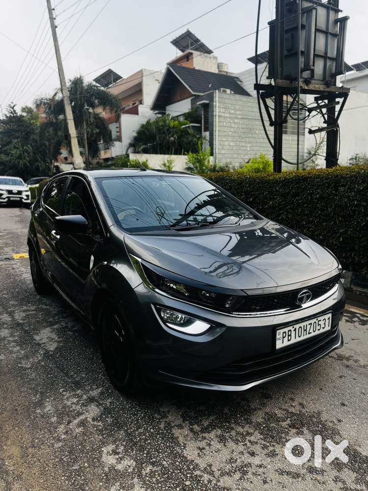 Tata Altroz 1.2 Xm Plus, 2022, Petrol