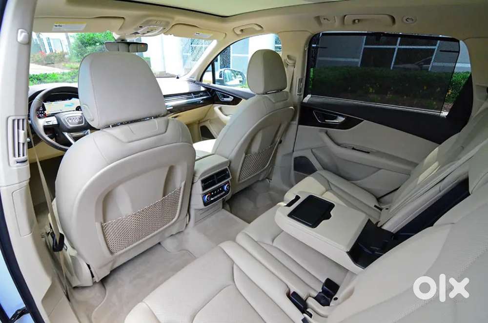Excellent Condition Audi Q7 Diesel 2017 Top Model At 1999000 Only
