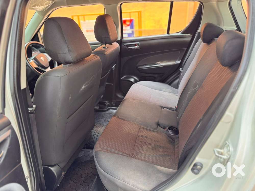 Maruti Suzuki Swift Vxi, 2016, Petrol