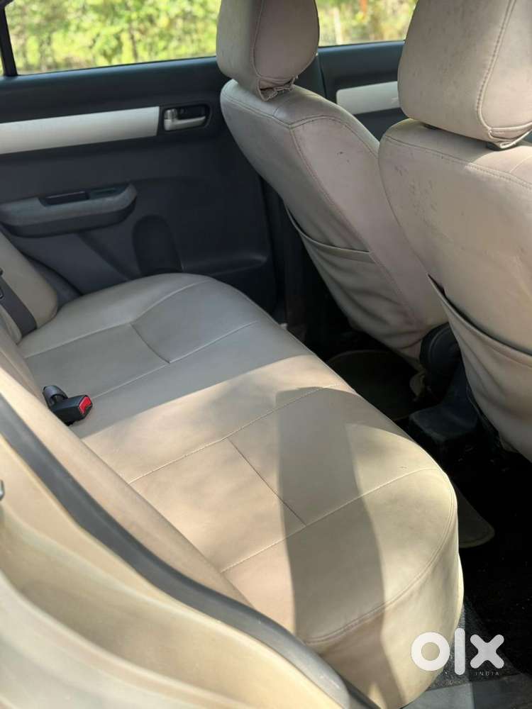 Maruti Suzuki Swift Dzire Vxi, 2011, Petrol