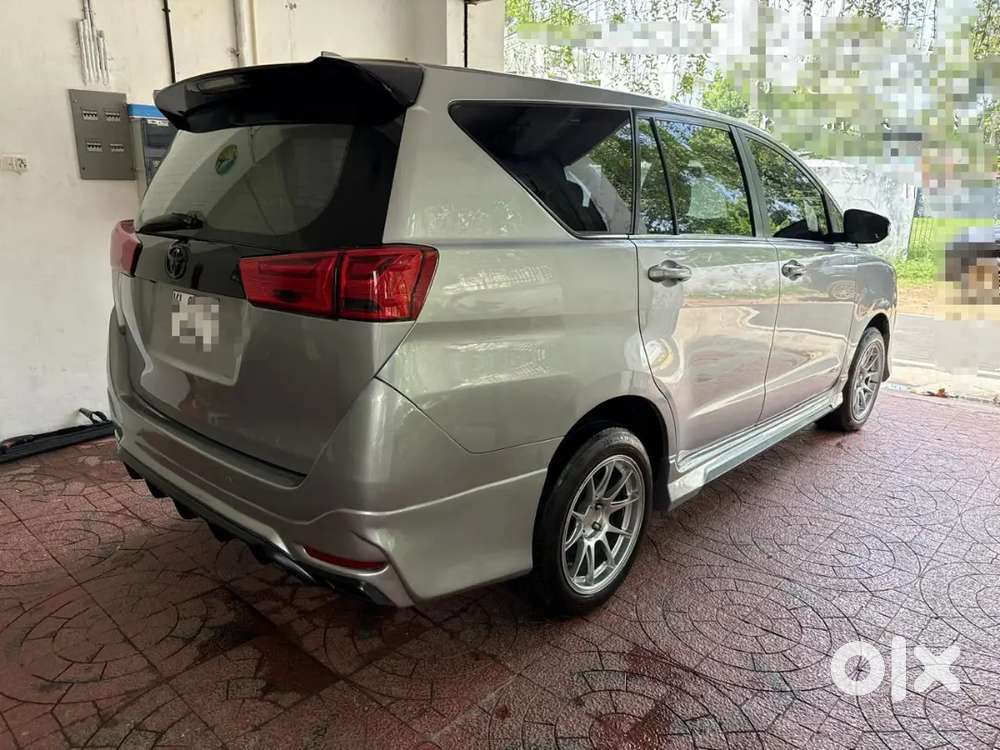 Toyota Innova Crysta 2016 Diesel Car