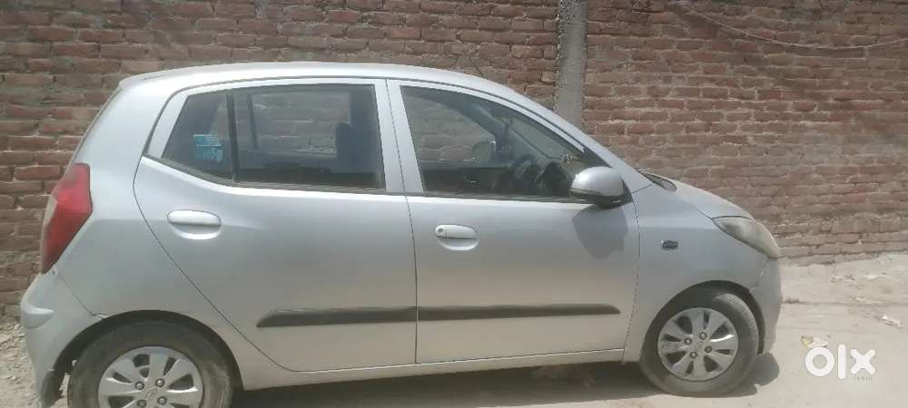 Hyundai I10 2012 Cng & Hybrids 120000 Km Driven