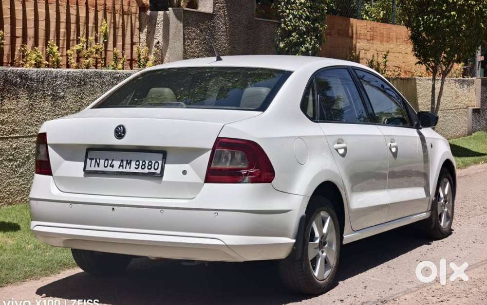 Skoda Rapid 1.6 Mpi Ambition, 2014, Diesel