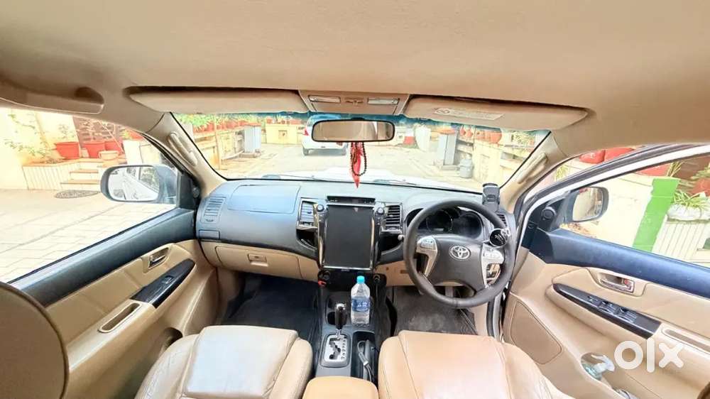 Toyota Fortuner 2015 Diesel 200000 Km Driven