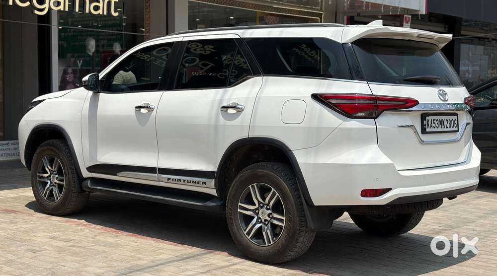 Toyota Fortuner 4x2 Mt 2.8 Diesel, 2023, Diesel