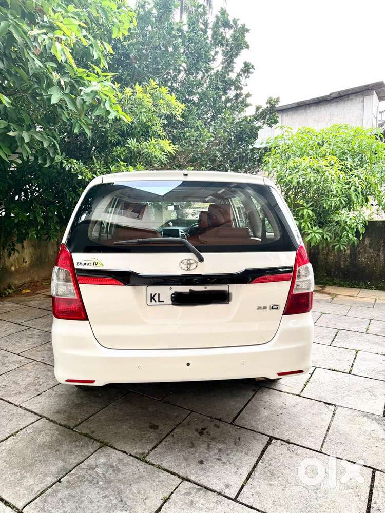 Toyota Innova 2.5 G (diesel) 7 Seater Bs Iv, 2016, Diesel
