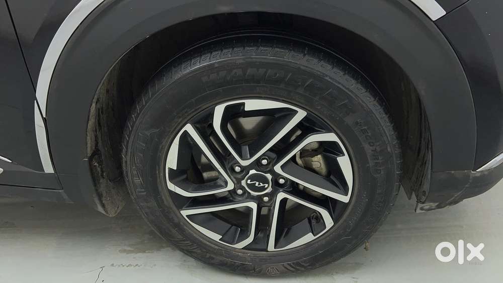 Kia Carens 1.5 Luxury Plus Diesel At 7 Str, 2023, Diesel