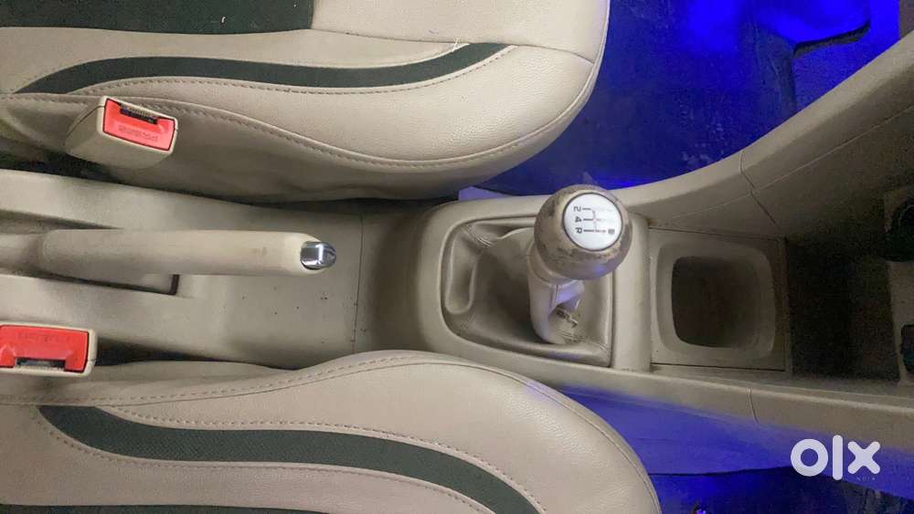 Maruti Suzuki Swift Dzire 1.2 Vxi Bsiv, 2016, Petrol