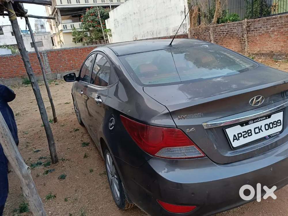 Hyundai Verna 2012 Diesel 98000 Km Driven