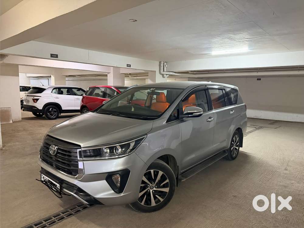 Toyota Innova Crysta