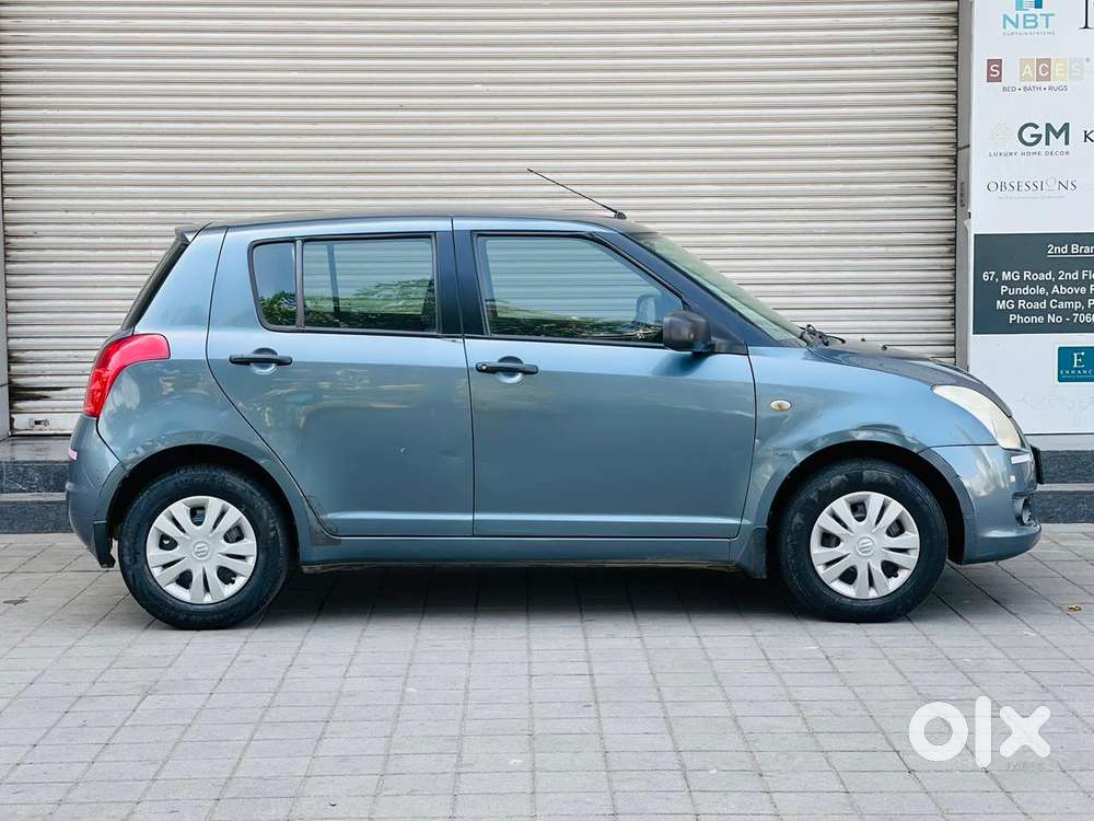 Maruti Suzuki Swift Lxi Option, 2010, Petrol