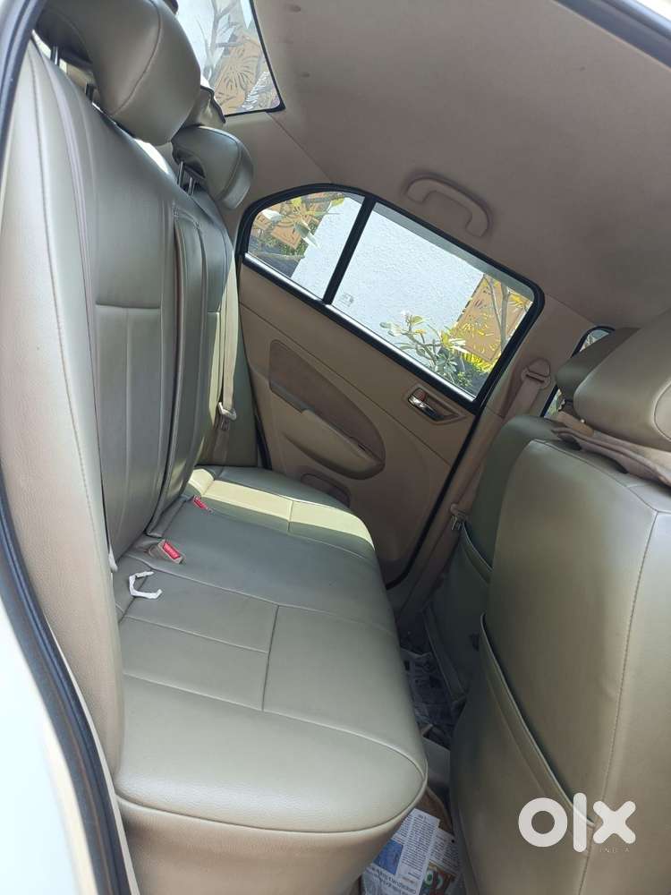 Maruti Suzuki Swift Dzire Vdi Bsiv, 2014, Diesel