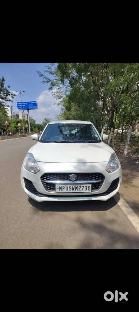 Maruti Suzuki Swift 1.3 Lxi, 2022, Petrol