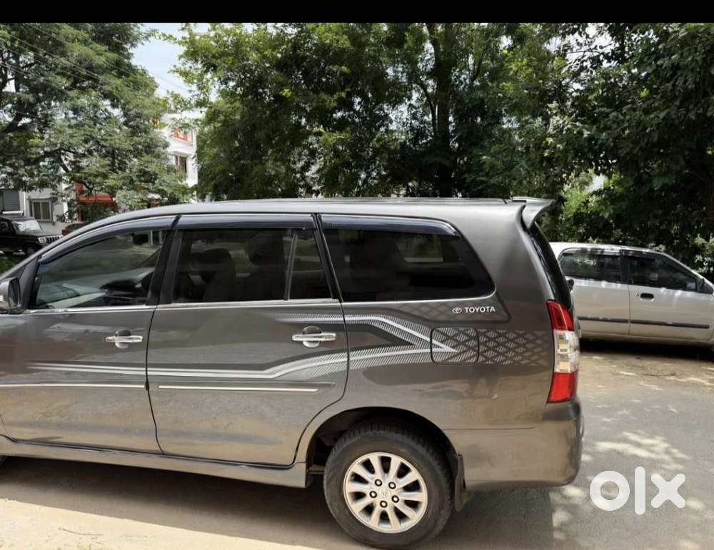 Toyota Innova 2.5 V 7 Str, 2013, Diesel