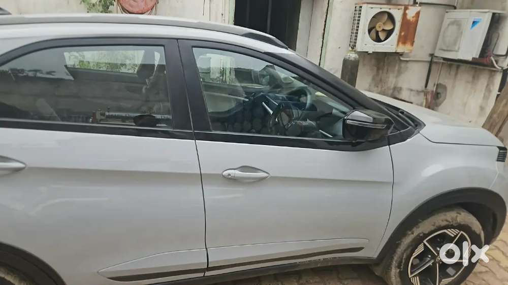 Tata Nexon Creative+ December 2025
18000 Km Driven