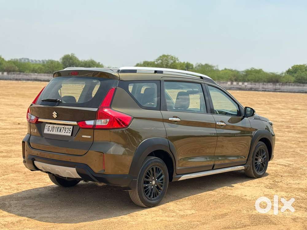 Maruti Suzuki Xl6 1.5 Alpha At, 2019, Petrol