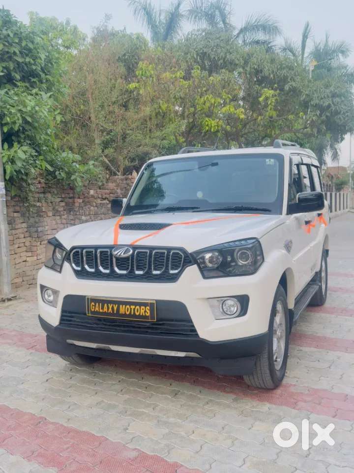Mahindra Scorpio S10, 2015, Diesel