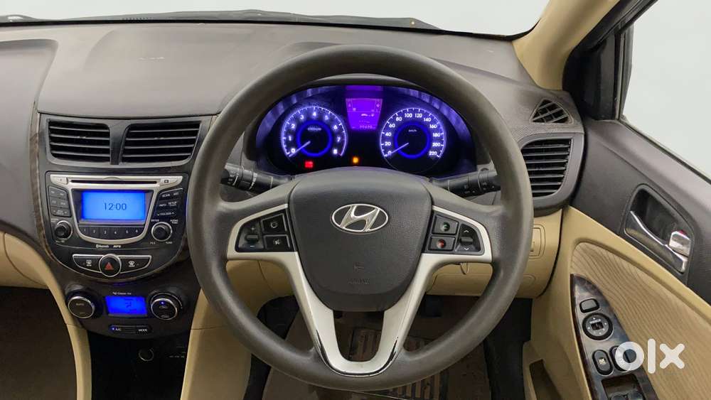 Hyundai Verna Fluidic 1.6 Vtvt Sx, 2012, Cng & Hybrids