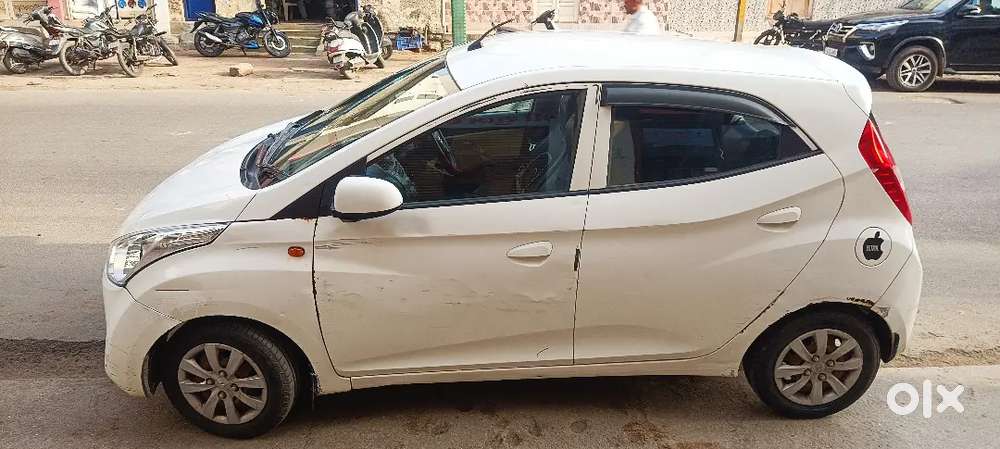 Hyundai Eon Sportz 2012