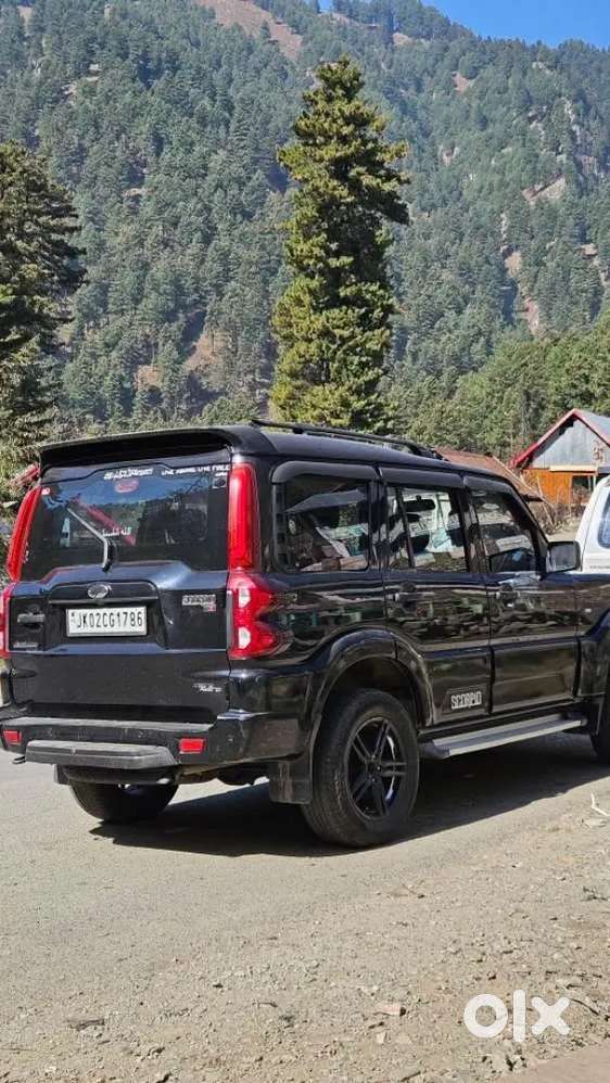 Mahindra Scorpio Classic S5 2019 Converted To S11 Top Model