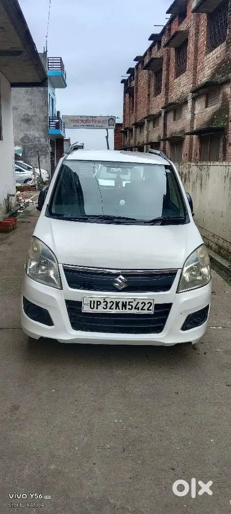 Good Condition Car New Showroom