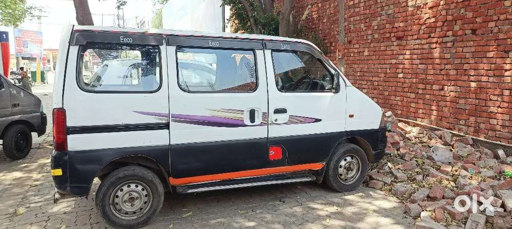 Maruti Suzuki Eeco 2015 Cng & Hybrids 130000 Km Driven