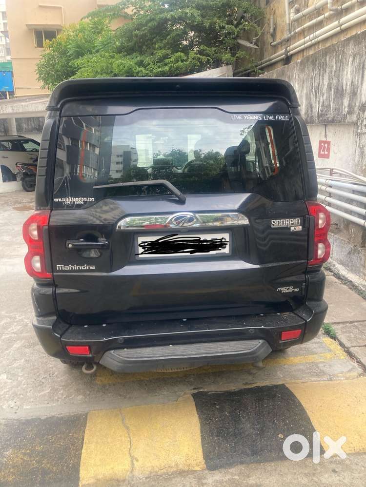 Scorpio S11 Black 1st Owner