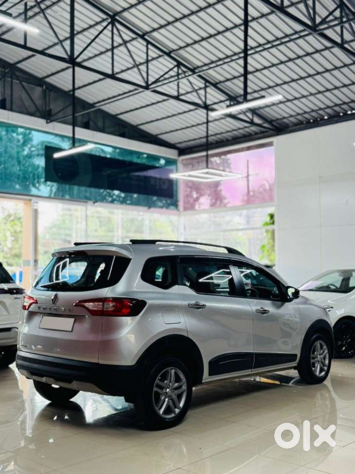 Renault Triber Rxz, 2024, Petrol