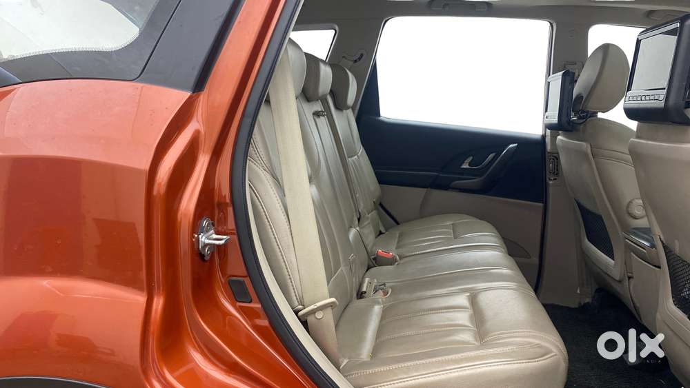 Mahindra Xuv500 At W10 Awd, 2017, Diesel