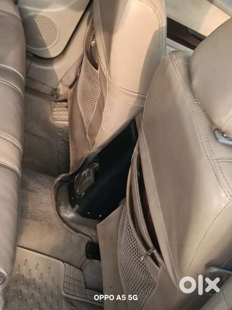 Sx4 Maruti Suzuki Zxi Petrol Cng Top Model Third Owner