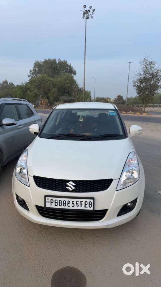 Maruti Suzuki Swift Petrol 2014