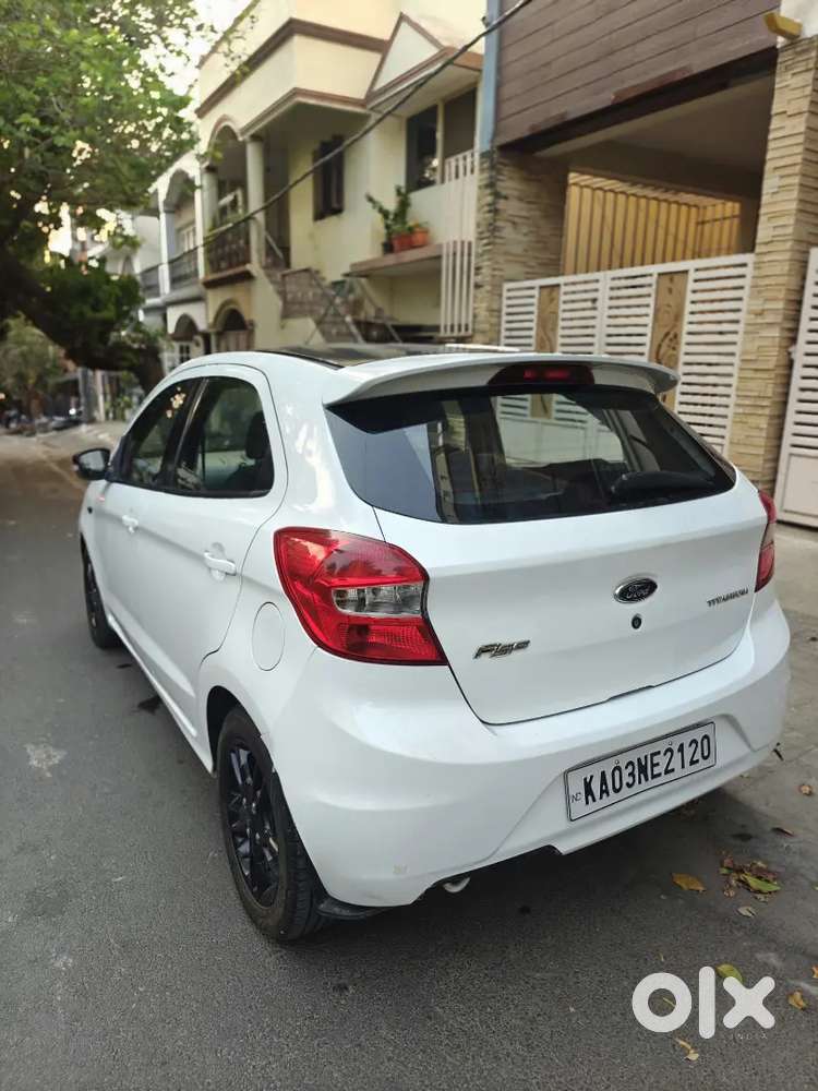 Ford Figo Titanium 1.2 Petrol 1st Owner In Excellent Condition