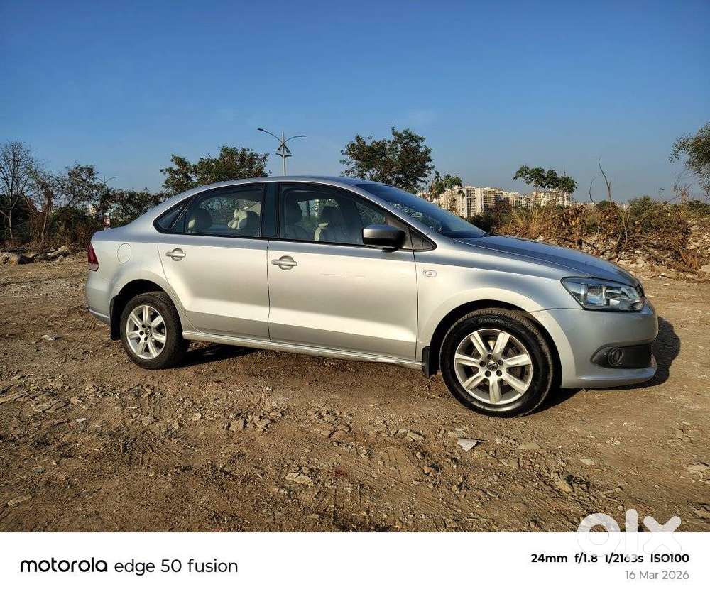 Volkswagen Vento 2010-2013 Petrol Highline, 2011, Petrol