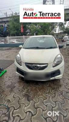 Honda Brio V Mt, 2013, Petrol